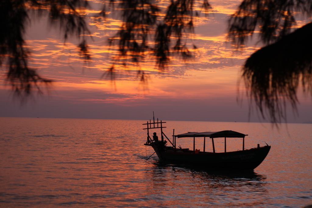Chez Paou Hotel Sihanoukville Exterior foto