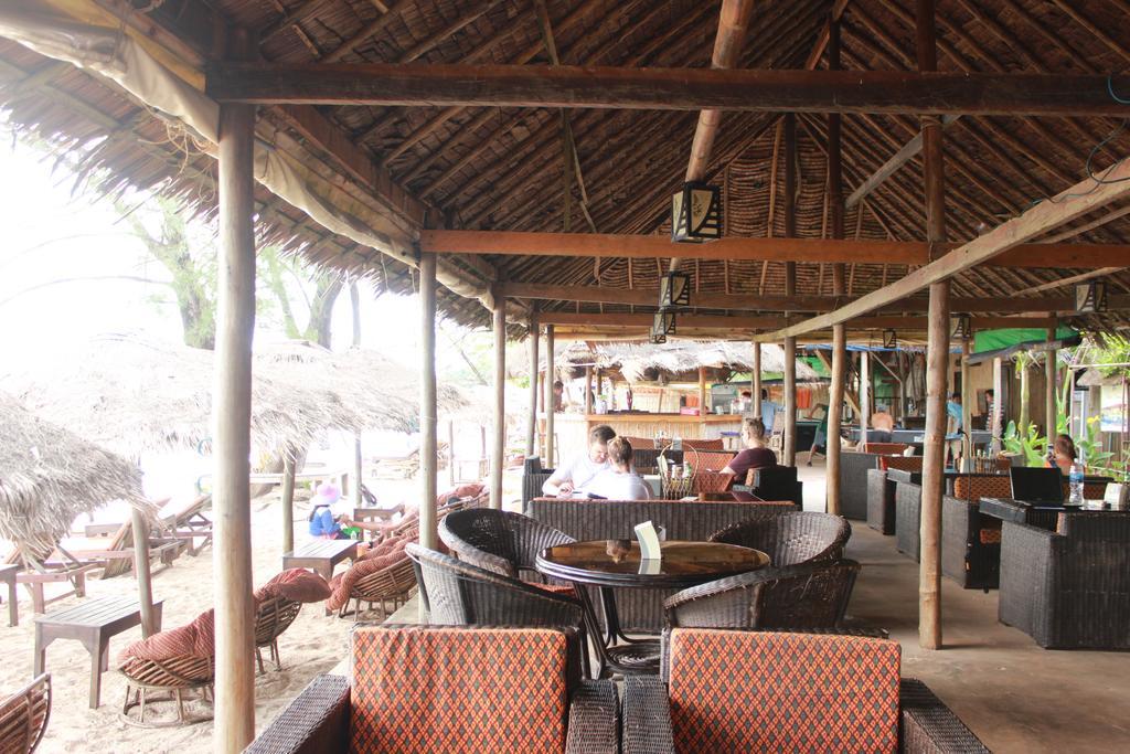 Chez Paou Hotel Sihanoukville Exterior foto